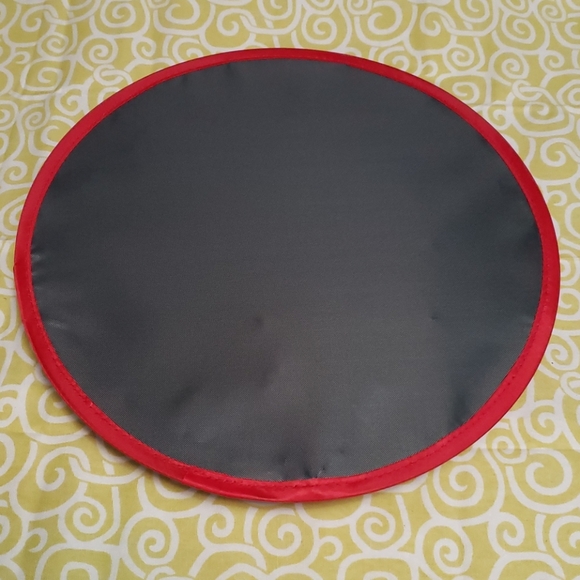 Collapsible ribbon storage container - Picture 1 of 2